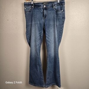 Torrid Luxe Slim Boot Jeans Size 14R Light Wash Stretch Denim Bootcut Frayed Hem